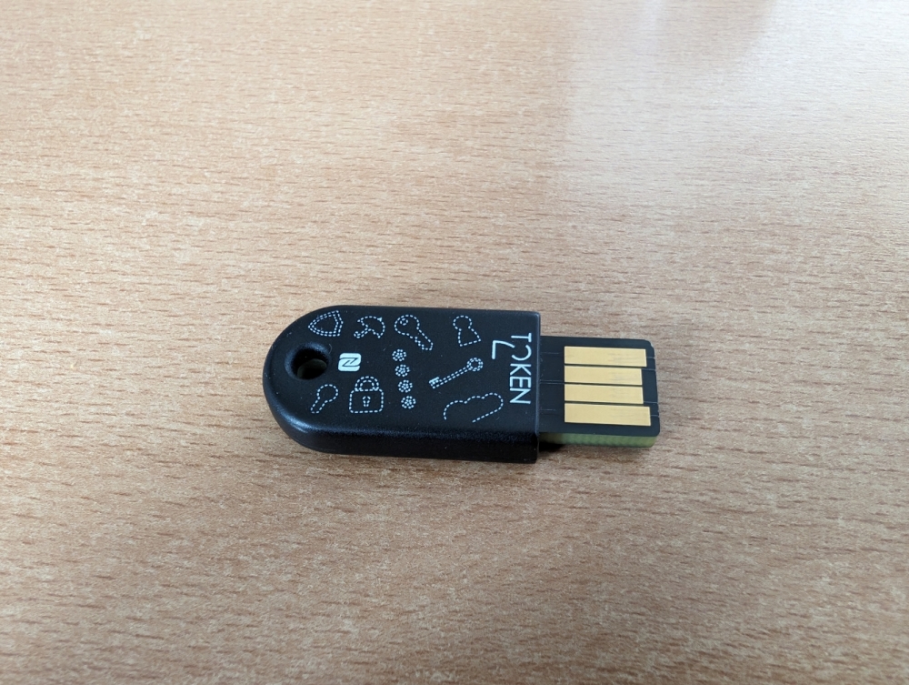 Token2 T2F2-NFC-Slim FIDO2, U2F and TOTP Security Key