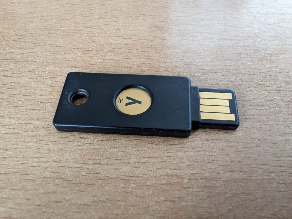 YubiKey 5 NFC